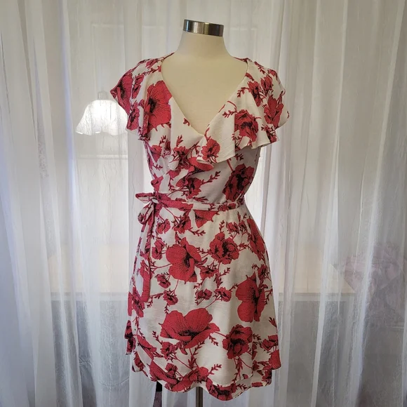 black a line knee length dress Karen Kane Short Sleeve A-Line Dress Black L / Black main image 0